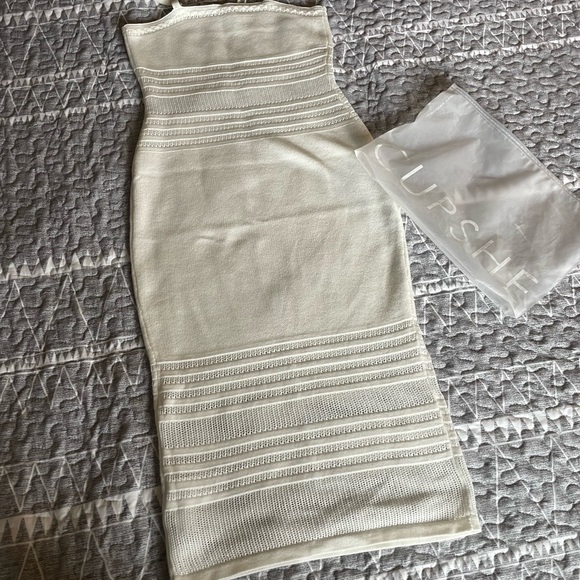 New body-con dress - Picture 4 of 6